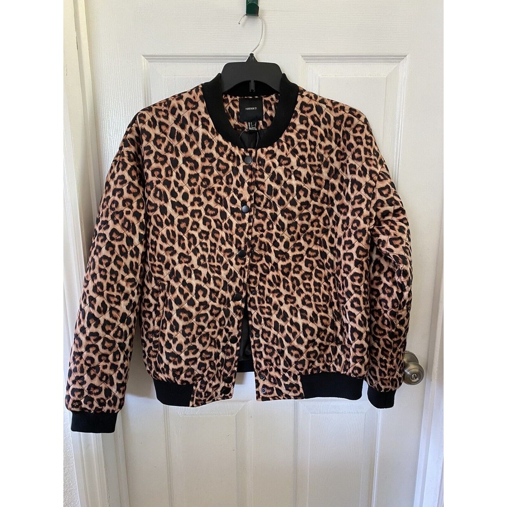 Forever 21 Jacket Quilted  Leopard Cheetah Print, size L NWT